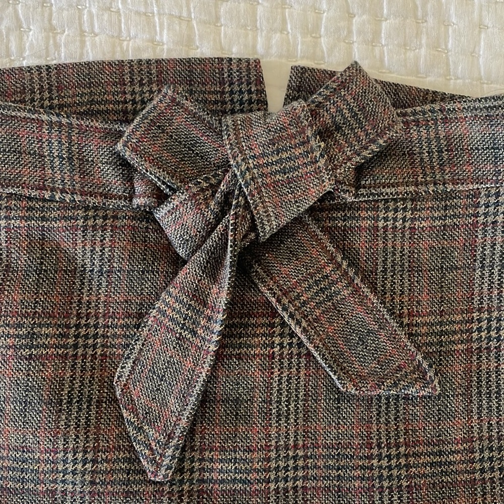 Beautiful J. Crew Collection wool pencil skirt